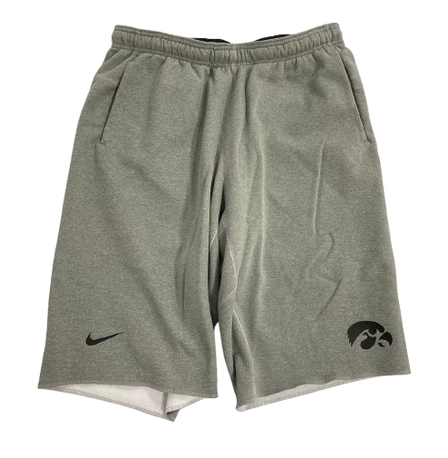 CJ Fredrick Iowa Basketball Player Exclusive 1/2 Length Sweatshorts (Size L)