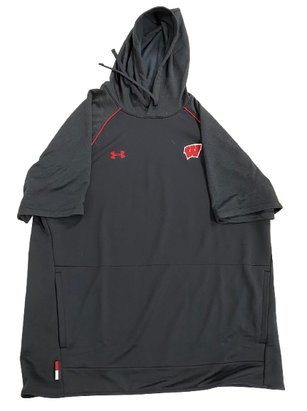 Steven Crowl Wisconsin Basketball Team Issued Short Sleeve Hoodie (Size XLT)