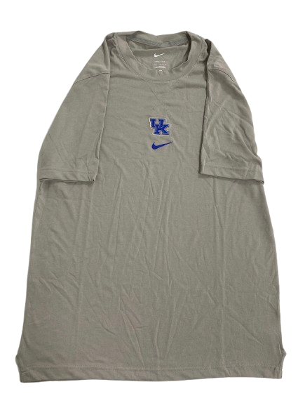 Kentucky Basketball Team Issued Workout Shirt (Size L)