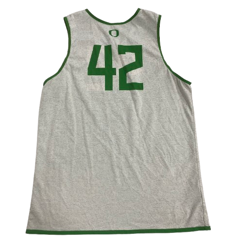 Jacob Young Oregon Basketball Player Exclusive Reversible Practice Jersey (Size L)