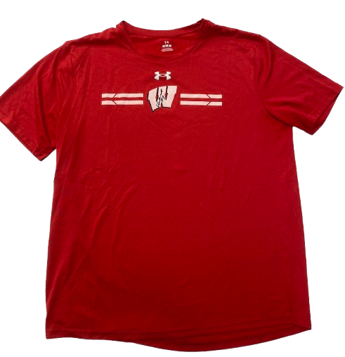 CC Crawford Wisconsin Volleyball SIGNED Team Issued Workout Shirt (Size M)