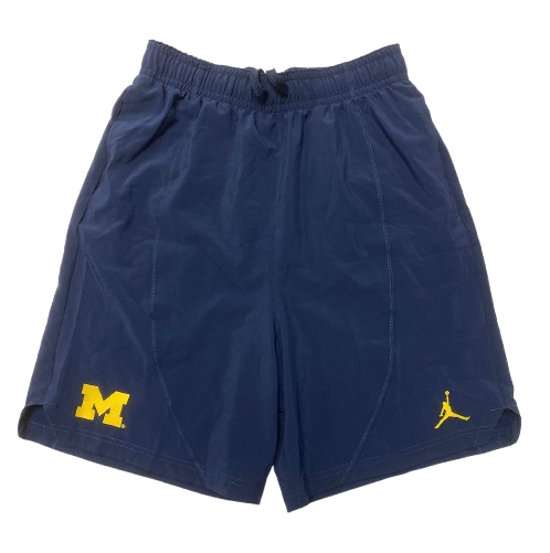 Jaelin Llewellyn Michigan Basketball Team Issued Workout Shorts (Size MT)