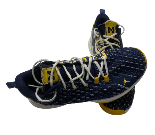 Jaelin Llewellyn Michigan Basketball Player Exclusive "CP3" Shoes (Size 12)