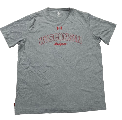 Carter Gilmore Wisconsin Basketball Team Issued Workout Shirt (Size XL)