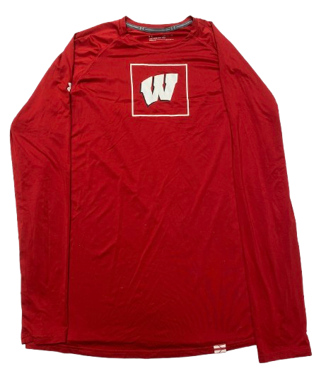 Carter Gilmore Wisconsin Basketball Team Issued Long Sleeve Shirt (Size LT)