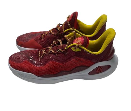 Carter Gilmore Wisconsin Basketball Team Issued Signed & Inscribed Game Worn Shoes (Size 14)