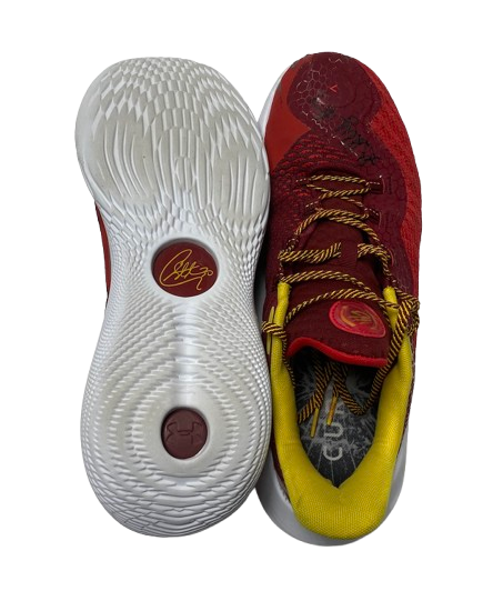 Carter Gilmore Wisconsin Basketball Team Issued Signed & Inscribed Game Worn Shoes (Size 14)
