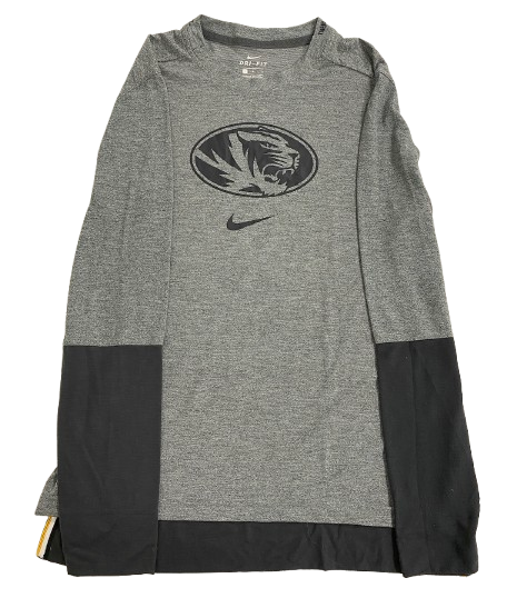 Brady Cook Missouri Football Team Issued Long Sleeve Shirt (Size L)