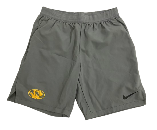 Brady Cook Missouri Football Team Issued Workout Shorts (Size M)