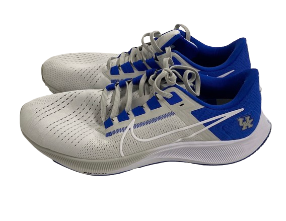 Davion Mintz Kentucky Basketball Team Issued Nike Air Zoom Pegasus 38 Shoes (Size 13)