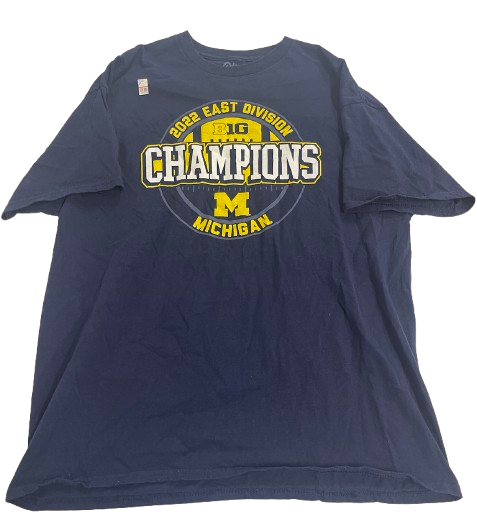 Jack Tuttle Michigan Football Team Issued "2022 East Division Champions" On-Field T-Shirt (Size XL)