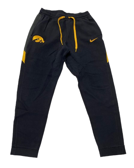 CJ Fredrick Iowa Basketball Team Issued Sweatpants (Size L)