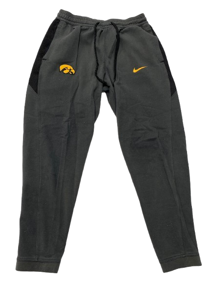 CJ Fredrick Iowa Basketball Team Issued Sweatpants (Size L)