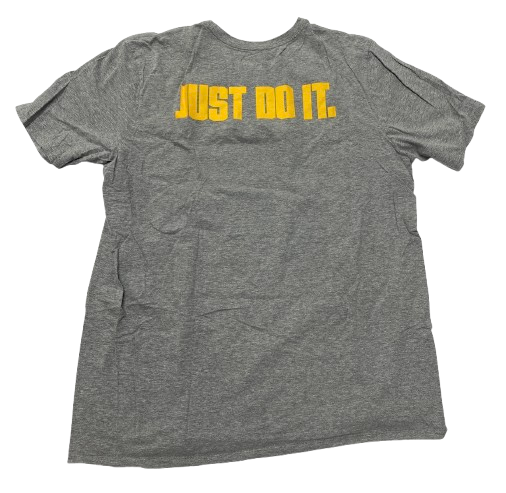 CJ Fredrick Iowa Basketball Team Issued Workout Shirt (Size XL)
