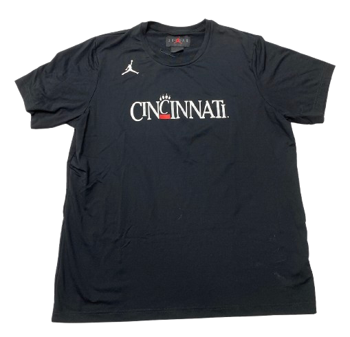 CJ Fredrick Cincinnati Basketball Team Issued Workout Shirt (Size L)