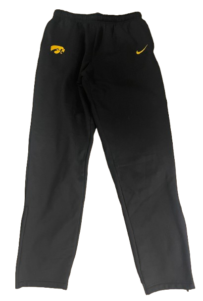 Joe Wieskamp Iowa Basketball Team Issued Travel Sweatpants (Size XLT)