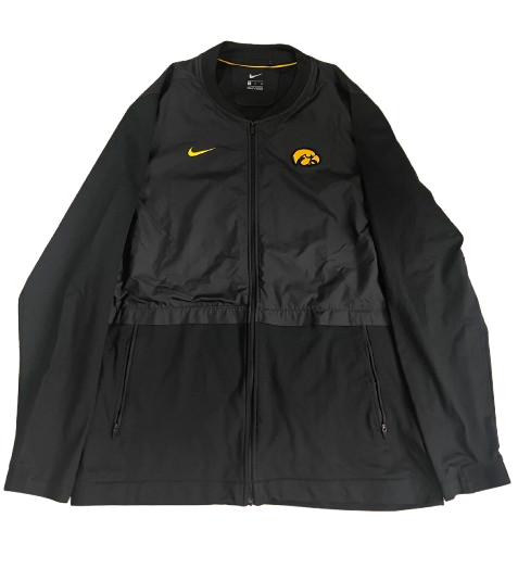 Joe Wieskamp Iowa Basketball Team Issued Jacket (Size XL)