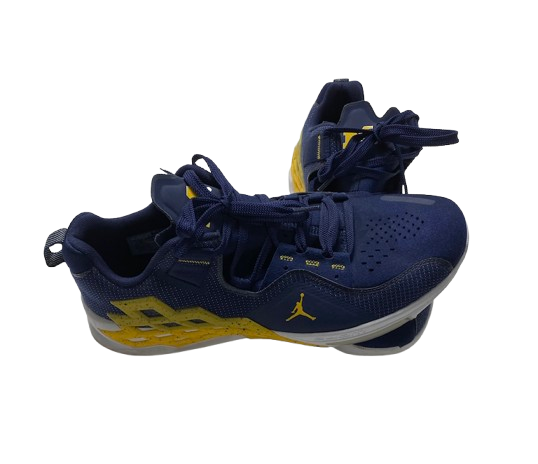 Michigan Basketball Team Issued Jordan Shoes (Size 11.5)