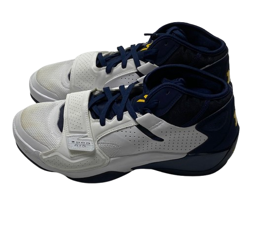 Michigan Basketball Player Exclusive "Jordan Zion 2" Shoes (Size 11.5)