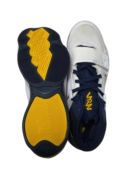 Michigan Basketball Player Exclusive "Jordan Zion 2" Shoes (Size 11.5)