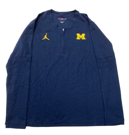 Michigan Basketball Team Issued Quarter-Zip Pullover (Size XL)