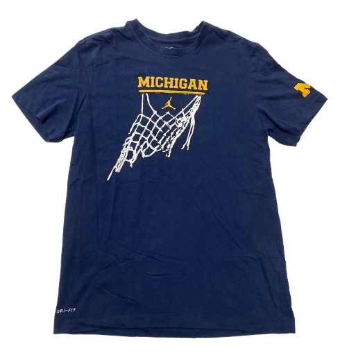 Michigan Basketball Team Issued Workout Shirt (Size M)