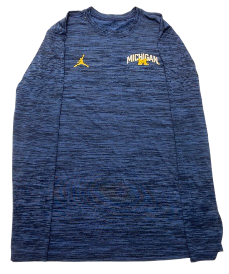 Jace Howard Michigan Basketball Team Issued Long Sleeve Shirt (Size LT)