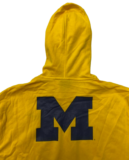 Cameron Williams Michigan Basketball Team Issued Sweatshirt (Size L)