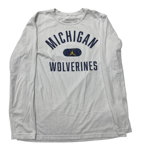 Cameron Williams Michigan Basketball Team Issued Long Sleeve Shirt (Size M)