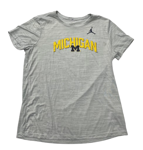 Cameron Williams Michigan Basketball Team Issued Workout Shirt (Size L)