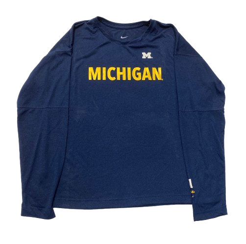 Cameron Williams Michigan Basketball Team Issued Long Sleeve Shirt (Size L)