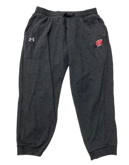 Darian Varner Wisconsin Football Team Issued Sweatpants (Size XXLT)