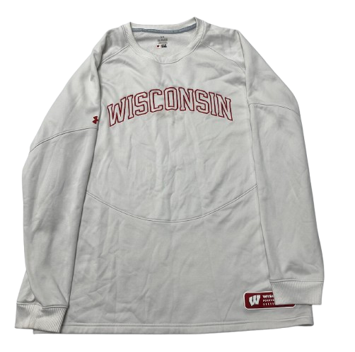 Darian Varner Wisconsin Football Team Issued Crewneck Sweatshirt (Size XL)