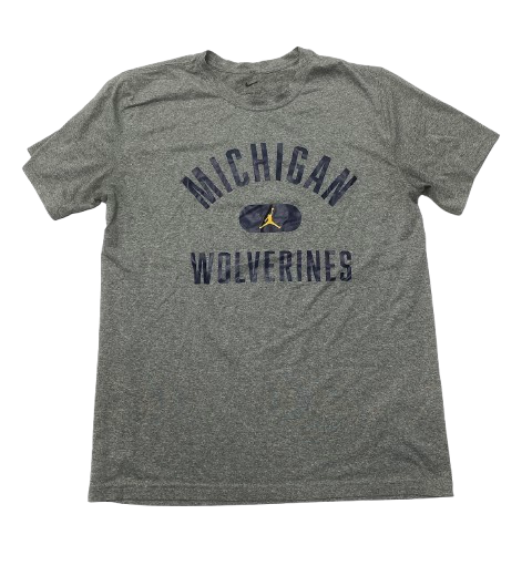Whitney Sollom Michigan Basketball Team Issued Workout Shirt (Size M)