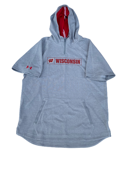Eric Burrell Wisconsin Football Under Armour Short Sleeve Hoodie (Size L)