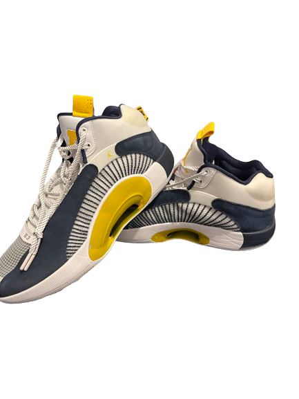 Adrien Nunez Michigan Basketball Player Exclusive Air Jordan 35 Shoes (Size 14)