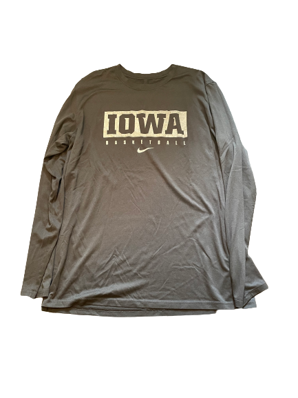 Luka Garza Iowa Basketball Team Issued Long Sleeve Workout Shirt (Size XLT)
