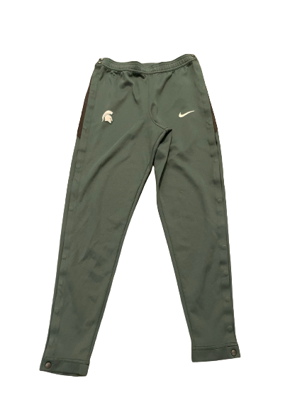 Gabe Brown Michigan State Basketball Player Exclusive Snap-Off Pre-Game Sweatpants (Size LT)