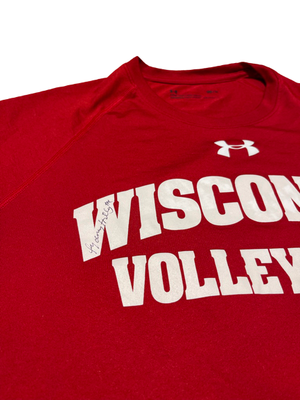 Sydney Hilley Wisconsin Volleyball SIGNED Practice Shirt with Number on Back (Size M)