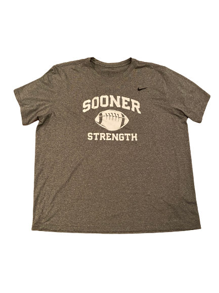 Adrian Ealy Oklahoma Football Team Exclusive "Sooner Strength" Shirt (Size XXXL)