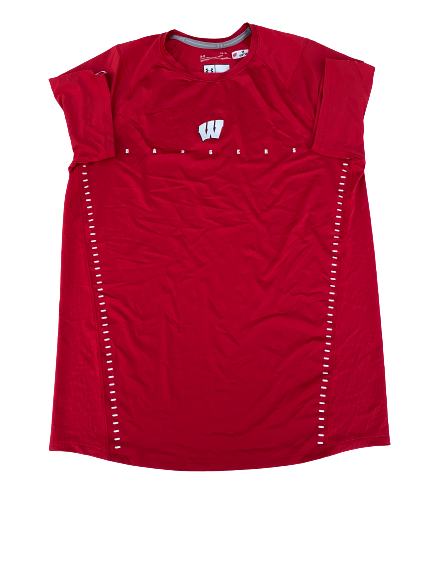 Zach Hintze Wisconsin Team Issued Workout Shirt (Size L)