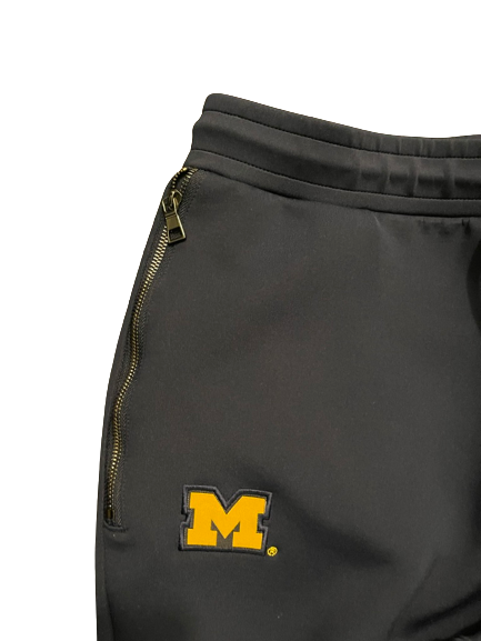 Hassan Haskins Michigan Football Team Issued Premium Jordan Sweatpants with Metal Zipper Pockets (Size L)