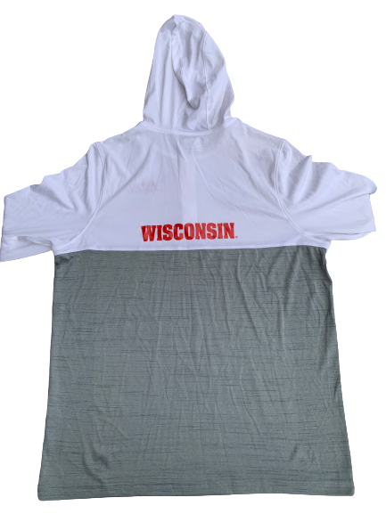 Tionna Williams Wisconsin Volleyball 1/4 Zip with Hood (Size M)