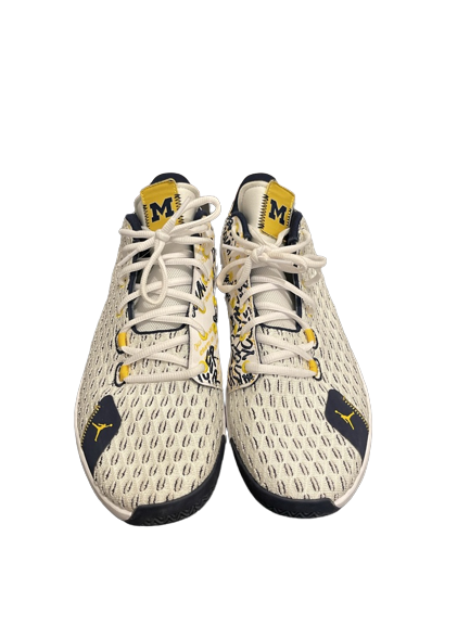 Eli Brooks Michigan Basketball Player Exclusive CP3 Shoes (Size 11.5) - New