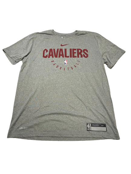 Charles Matthews Cleveland Cavaliers Team Issued Workout Shirt (Size L)