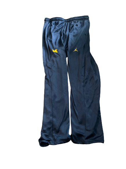 Michigan Basketball Jordan Sweatpants (Size LT)