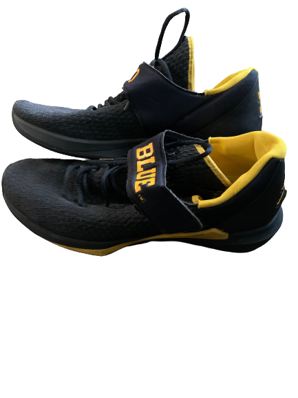 Michigan Jordan Training Shoes (Size 15)