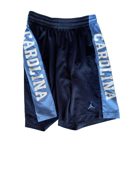 K.J. Smith North Carolina Basketball Team Issued Workout Shorts (Size XL)