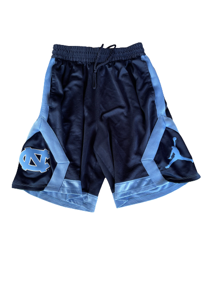 K.J. Smith North Carolina Basketball Team Issued Workout Shorts (Size M)