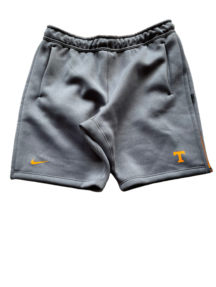 Yves Pons Tennessee Basketball Team Exclusive Sweat Shorts (Size XL)